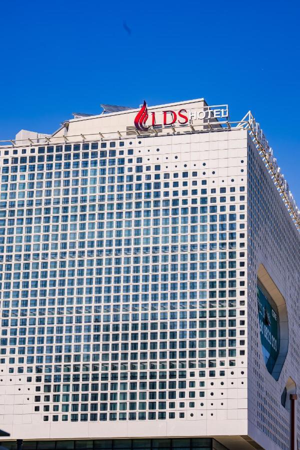 LDS Hotel Belgrad Exterior foto