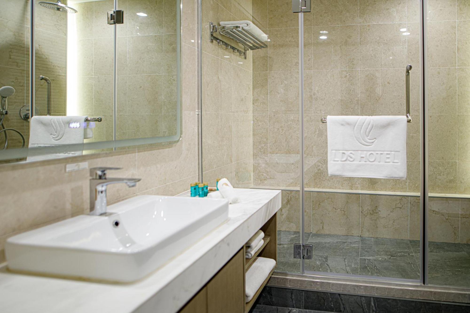 LDS Hotel Belgrad Exterior foto